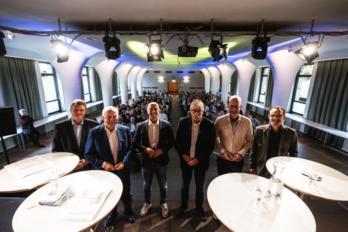 geballter Sachverstand rund um Marketing und Sport 2025 10 07 WirtschaftSchule19